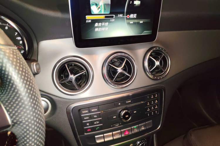 Used Mercedes-Benz CLA 2017 CLA 220 4MATIC
