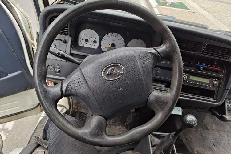 Used King Long Golden Way 2018 2.0L Van Series 4G20 Steering Wheel