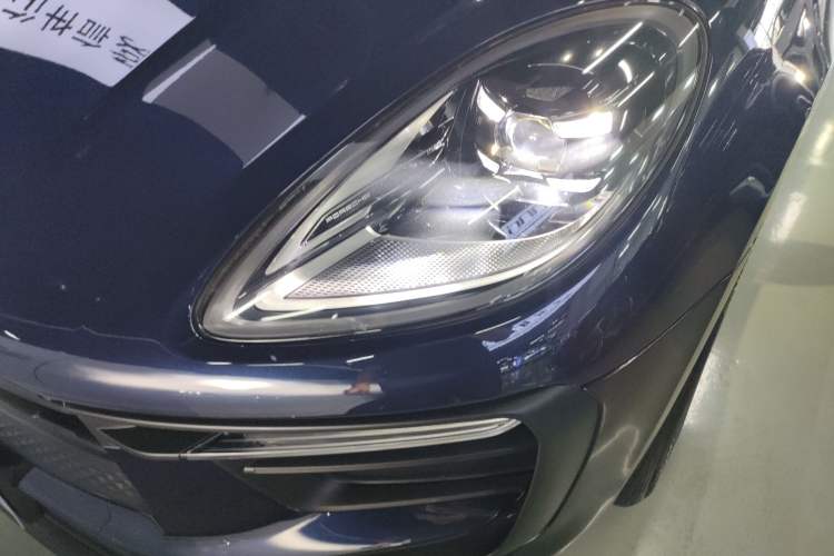 Used Porsche Macan 2022 Macan 2.0T
