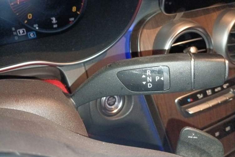 Used Mercedes-Benz GLC 2021 GLC 300 L 4MATIC Dynamic Model Gear Lever