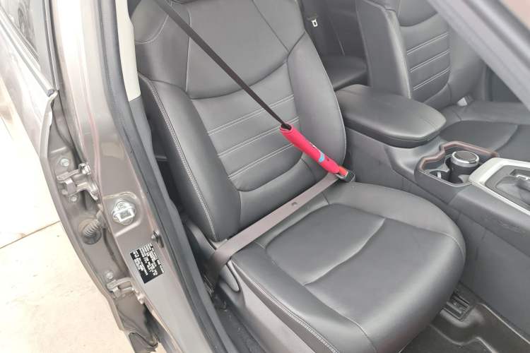 Used Toyota RAV4 2021 2.0L CVT Two-Wheel Drive Fashion PLUS Edition