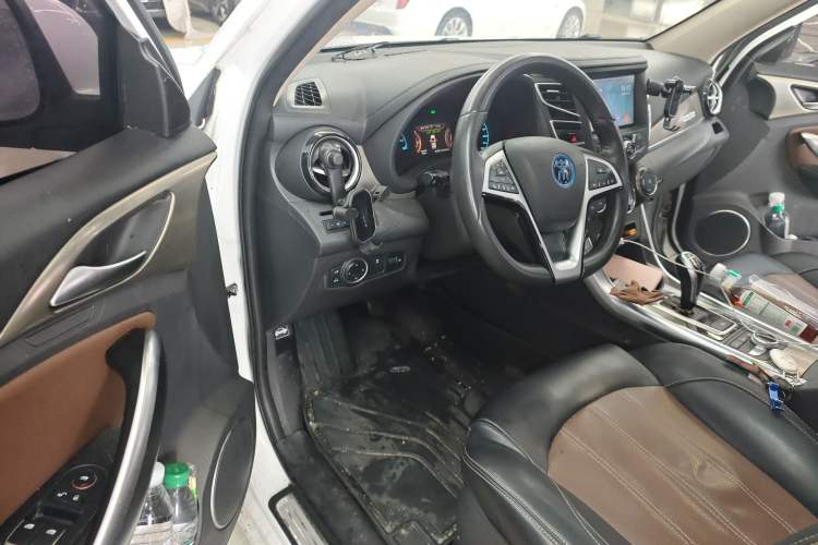 Used BYD Song New Energy 2017 Song DM 1.5TID All-Wheel Drive Luxury Model
