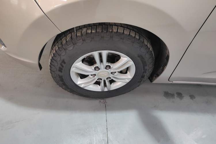 Used SAIC MAXUS G10 2016 2.0T Automatic Elite Edition