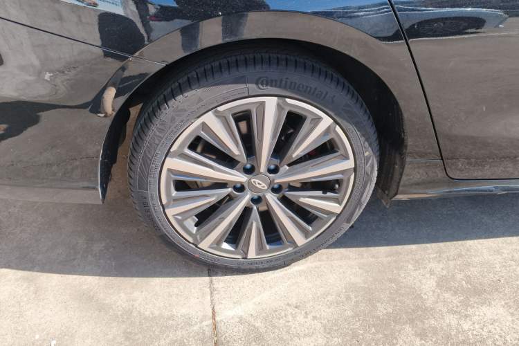 Used Chery Arrizo 8 2025 2.0T Automatic Yu+
