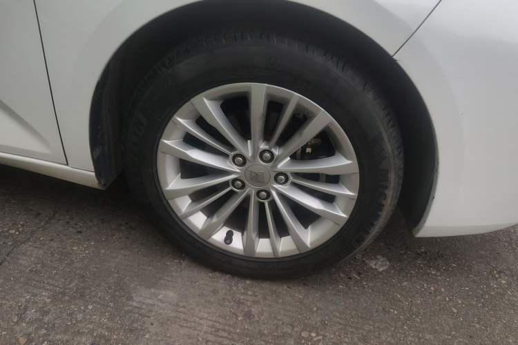 Used Baojun RC-5 2020 1.5T CVT Smart Luxury Edition Right Front Wheel Hub