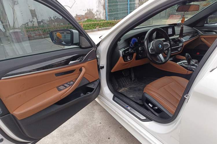 Used BMW 5 Series 2018 530Li Luxury Edition M Sport Package