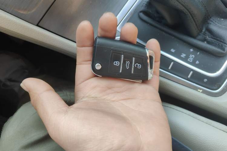 Used Volkswagen Golf 2015 1.4TSI Automatic Luxury Model