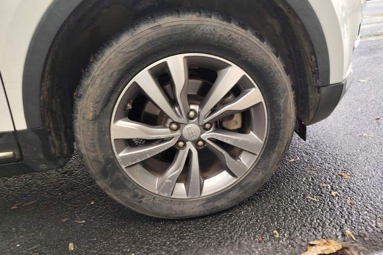 Used Geely Auto Emgrand X7 Sport 2016 1.8TD Automatic Smart Connectivity Version
