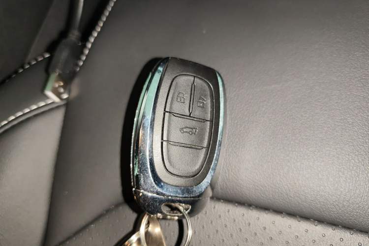 Used SAIC MAXUS G50 2019 1.3T Manual Elite Edition China VI Standard