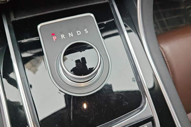 Used Jaguar XF 2016 XF 2.0T Two-Wheel-Drive R-Sport Sport Edition
