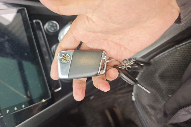 Used Volkswagen Magotan 2019 330TSI DSG Leading Model China VI Standard Vehicle Key