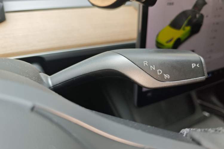 Used Tesla Model Y 2021 Standard Range Rear-Wheel Drive Version Gear Lever