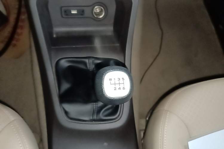Used Wuling Hongguang 2019 1.5L S Comfort Edition China VI LAR
