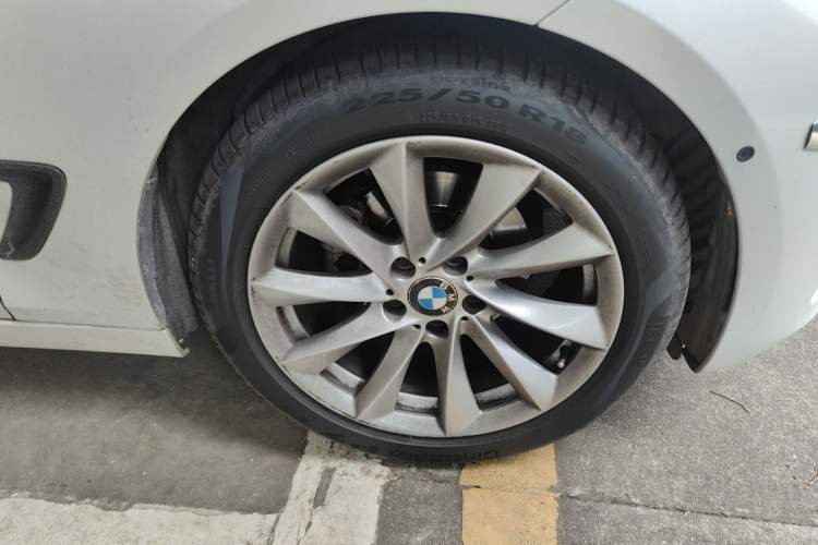 Used BMW 3 Series GT 2019 320i Sport Edition