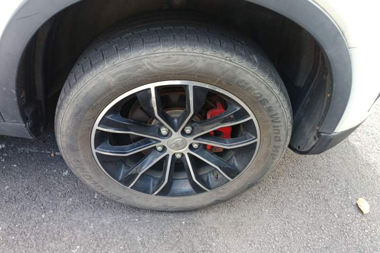 Used FAW Senya R7 2016 1.6L Manual Smart Version
