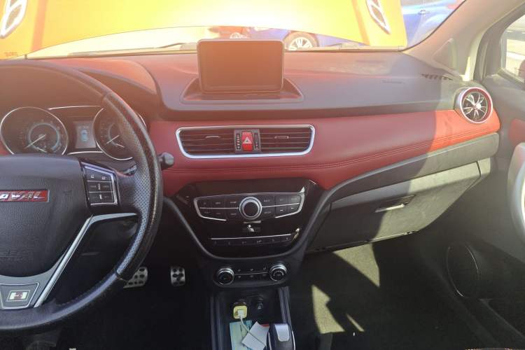 Used Haval H1 2015 1.5L AMT Luxury Model