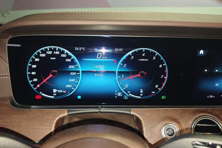 Used Mercedes-Benz E-Class 2021 Facelift E 260 L
