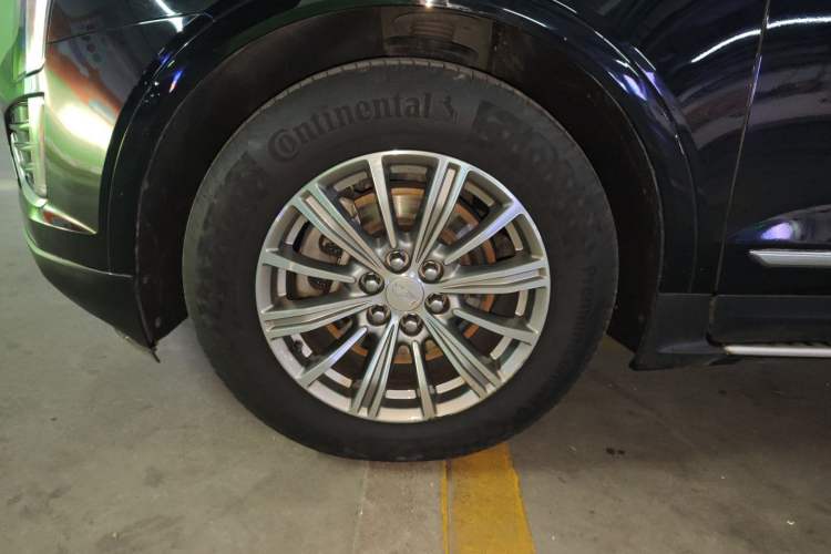 Used Cadillac XT5 2018 25T Luxury Model