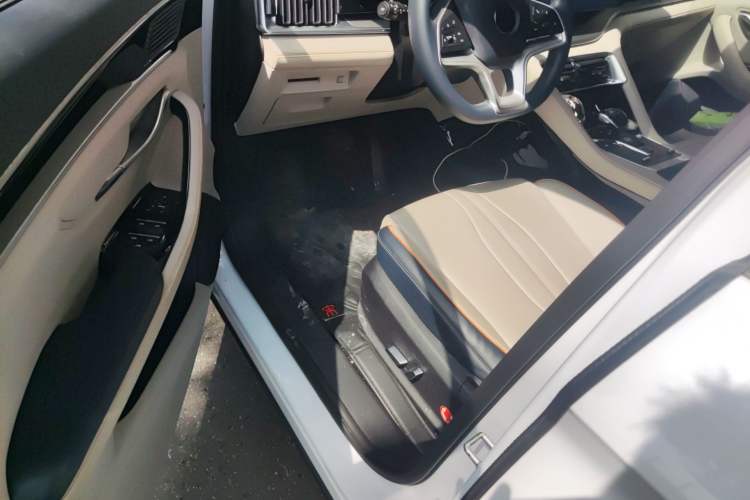 Used BYD Song PLUS New Energy 2021 EV Deluxe Model Driver Seat