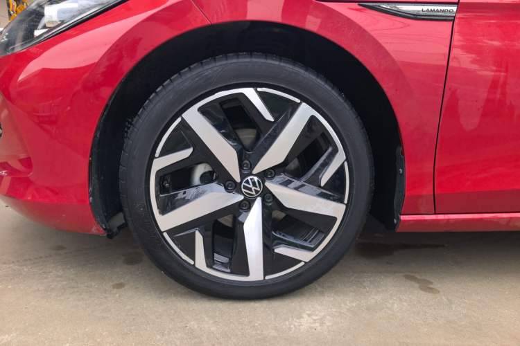 Used Volkswagen Lamando 2022 Lavida L 280TSI DSG Cool & Spicy Edition
