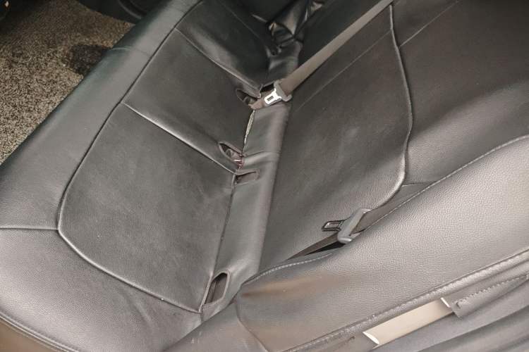 Used Toyota bZ3 2023 517 km Elite PRO Left Rear Seat