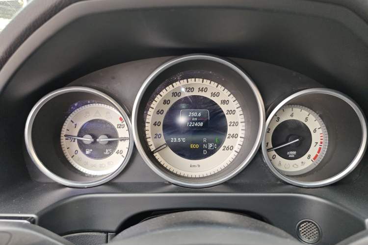 Used Mercedes-Benz E-Class 2015 Facelift E 200 L Sport Edition