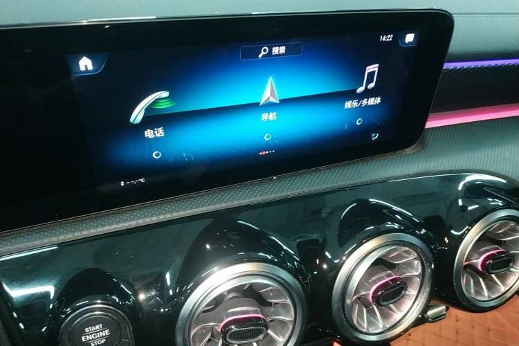 Used Mercedes-Benz A-Class 2021 A 200 L Sport Sedan Fashion Model
