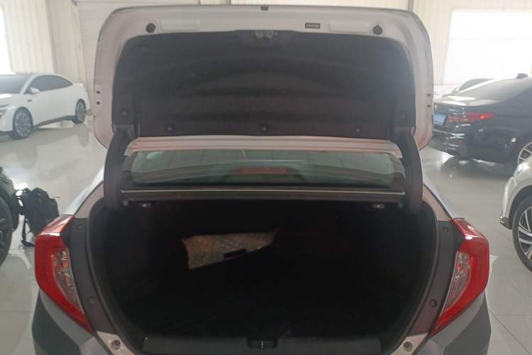 Used Honda Civic 2019 220TURBO CVT Power Edition China VI Emission Standard
