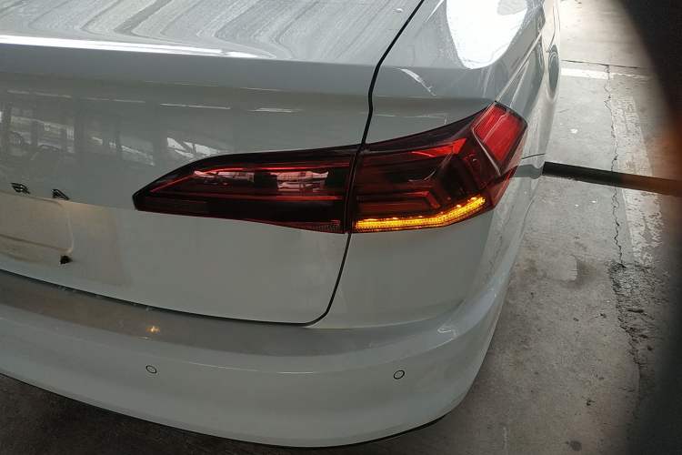 Used Volkswagen Bora 2021 1.5L Automatic Elite Smart Connect Edition Right Rear Taillight