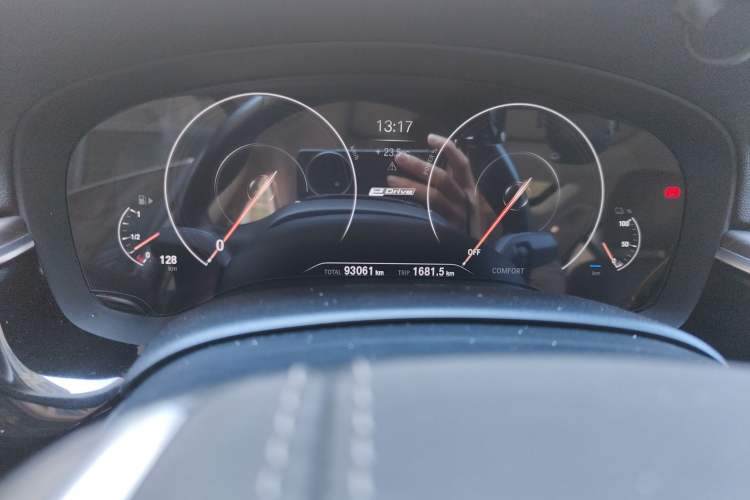 Used BMW 5 Series New Energy 2019 530Le Luxury Package
