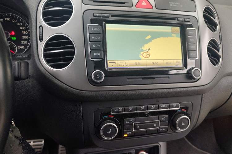 Used Volkswagen Golf 2011 1.4TSI Cross Golf