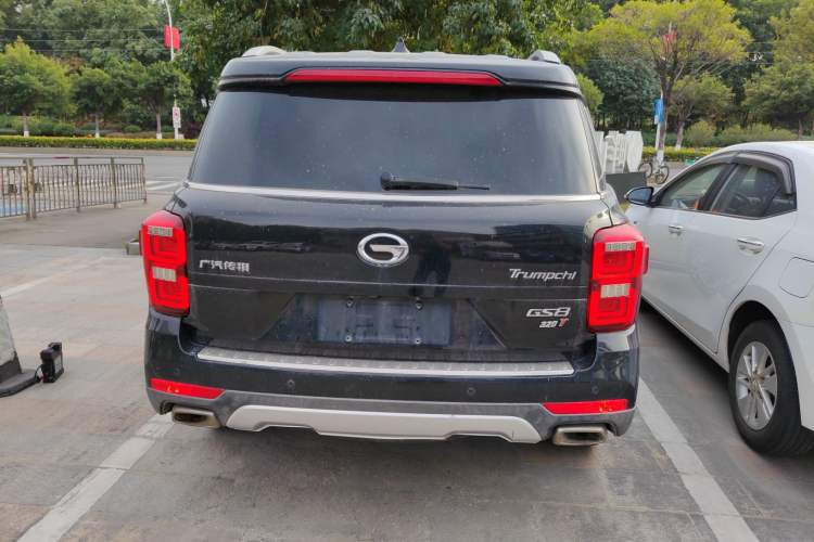 Used GAC Trumpchi GS8 2017 320T Two-Wheel Drive Luxury Smart Connectivity Version (7 Seats)