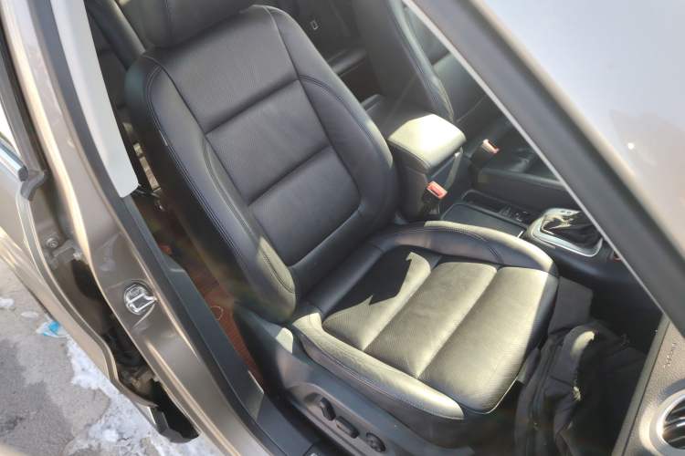 Used Volkswagen Tiguan L 2015 1.8TSI Automatic All-Wheel-Drive Luxury Model