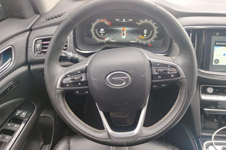 Used GAC Trumpchi GS8 2020 390T Two-Wheel Drive Luxury Smart Connectivity Version (7 Seats) Steering Wheel