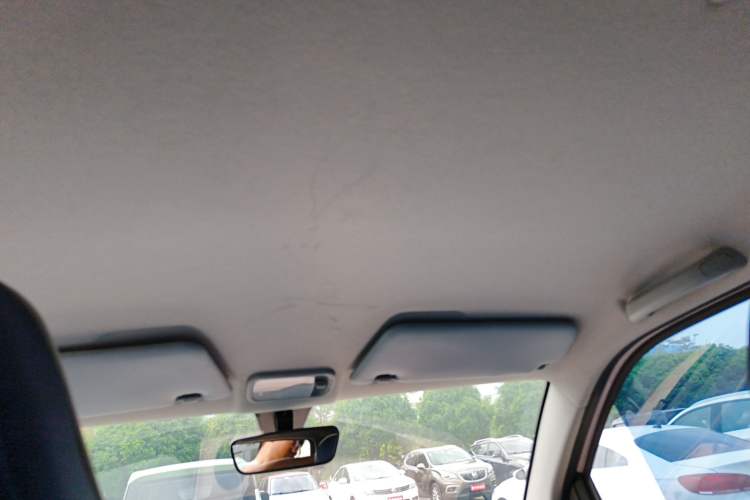 Used Wuling Hongguang MINIEV 2022 Macaron Premium Model – Lithium Iron Phosphate
