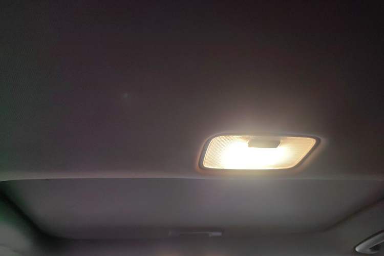 Used Hyundai Elantra 2021 240TGDi DCT LUX Prestige Edition Headliner