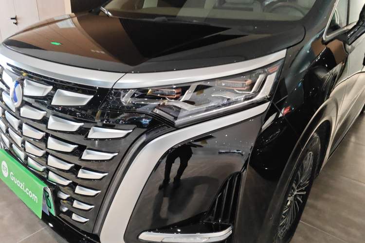 Used Denza D9 2022 DM-i 970 Four-Wheel Drive Flagship Model