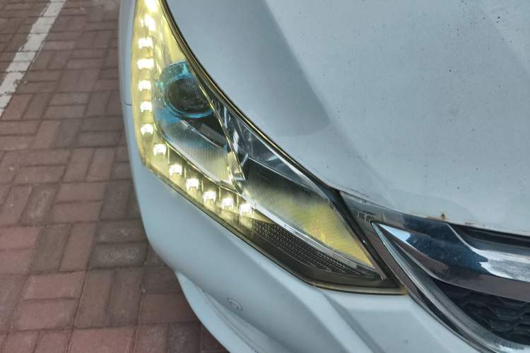 Used BYD Song 2017 Gaishi Upgrade Edition 1.5TID Automatic Luxury Model