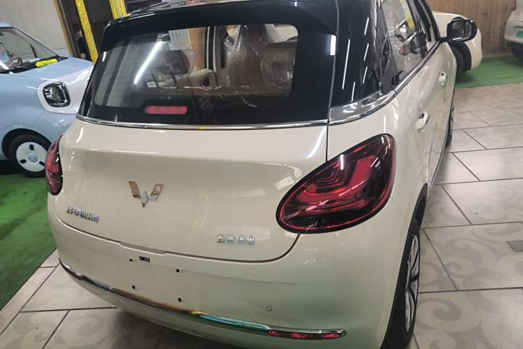 Used Wuling Bingo 2025 333 km Enjoyment Version Rear