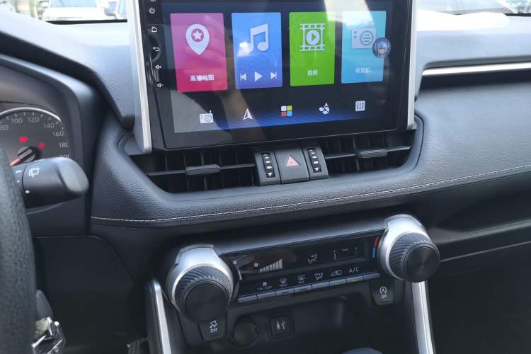 Used Toyota Wildlander 2022 2.0L CVT Two-Wheel Drive Leading Edition