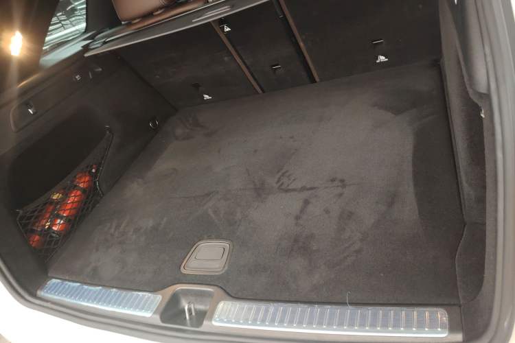 Used Mercedes-Benz GLC 2020 GLC 260 L 4MATIC Luxury Model