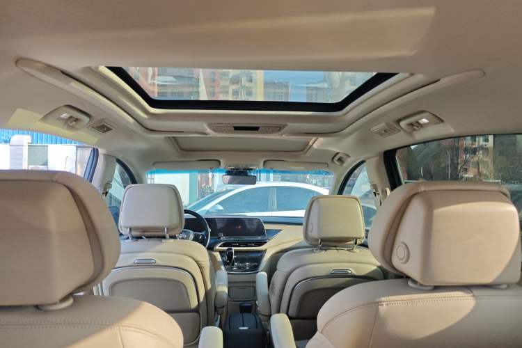 Used Buick GL8 2022 ES Landtrek 653T Flagship Model Headliner