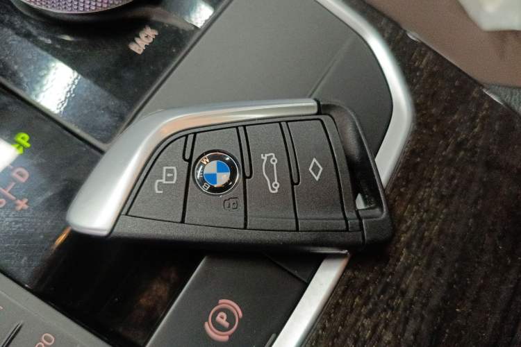 Used BMW 3 Series 2020 Restyled 325Li M Sport Package Interior 1