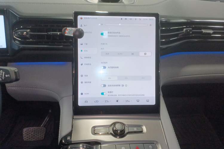 Used Nio ES6 2020 430 km Signature Edition Audio And AC Panel