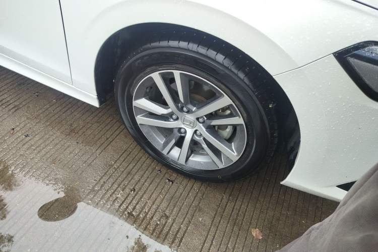 Used Honda Civic 2022 240TURBO CVT Dynamic Edition Right Front Wheel Hub