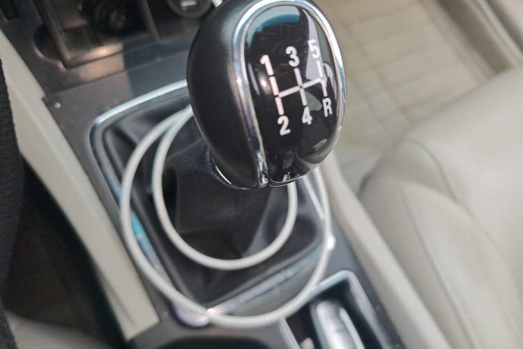 Used Geely Auto Emgrand 2016 Sedan 1.5L Manual Luxury Model