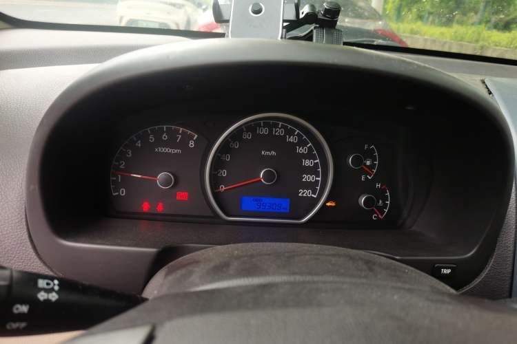Used Hyundai Celesta 2011 1.6L Manual Comfort Edition
