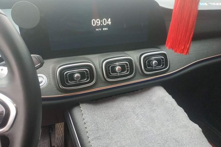 Used Chery Tiggo 9 2023 2.0T Dual-Clutch Two-Wheel Drive Luxury Edition 5 Seats Audio And AC Panel