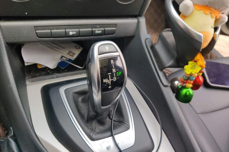 Used BMW X1 2014 sDrive18i Fashion Model Gear Lever