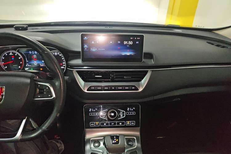 Used Hongqi H5 2022 Classic Model 1.5T DCT Flagship Edition
